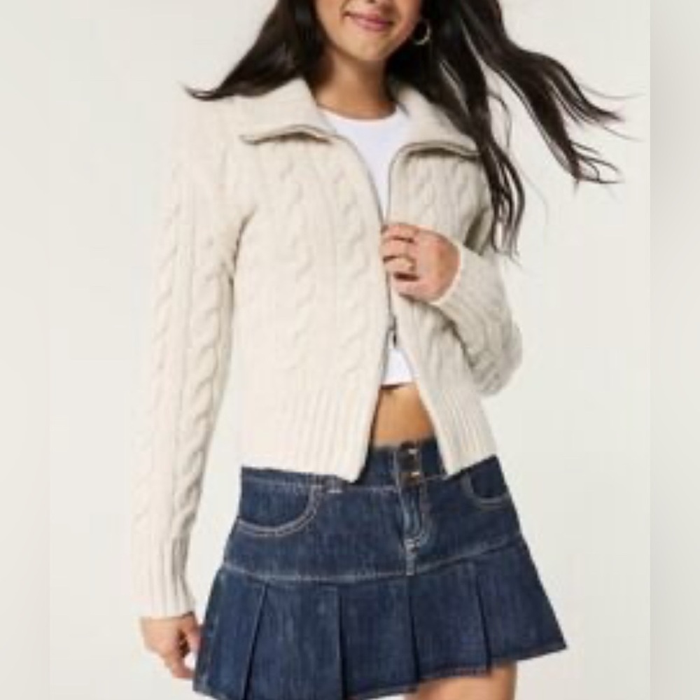 Hollister Y2K Cable Knit Cardigan Jacket Full Zip in Oatmeal Beige Size Medium